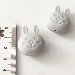 Conta em silicone coelho 30 mm -Cinza- para prende chucha
