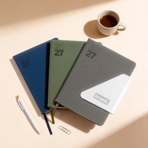 Agenda Diária A5 Vegas em PU com Aba Triangular Magnética para Personalizar