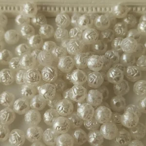 Contas Acrílicas 6 mm – tipo rosa- cor branco