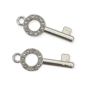 Pendentes em aço inoxidável – Chaves com brilhantes
